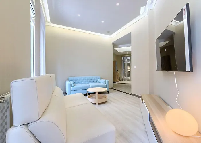 Daire Abando Station Pintxos By Next Stop